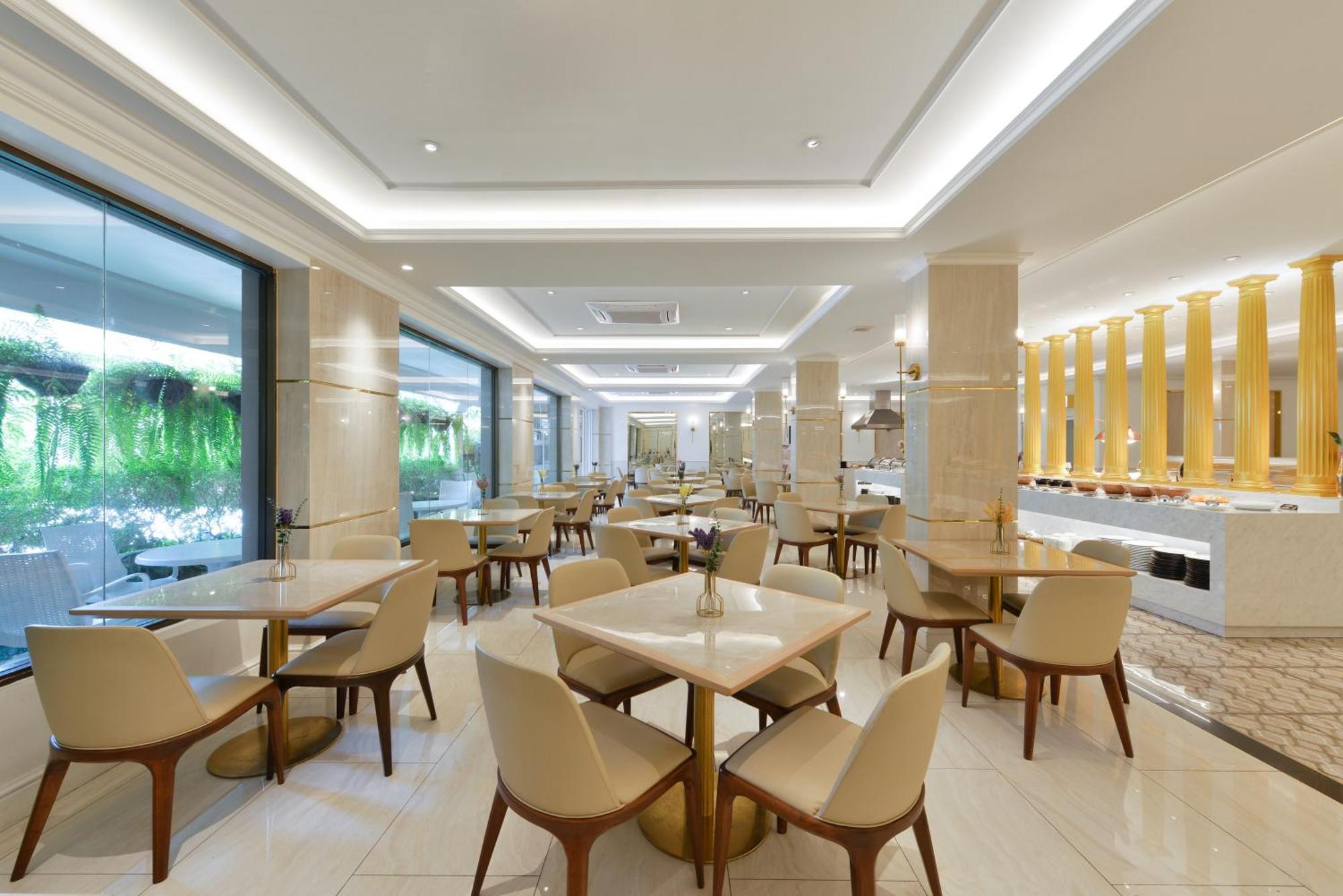 The Beverly Hotel Pattaya Esterno foto